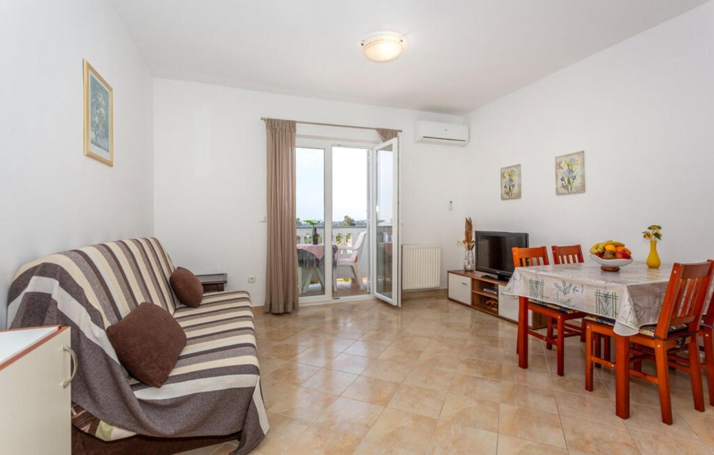 Guest House Lucija Banjol Camera foto